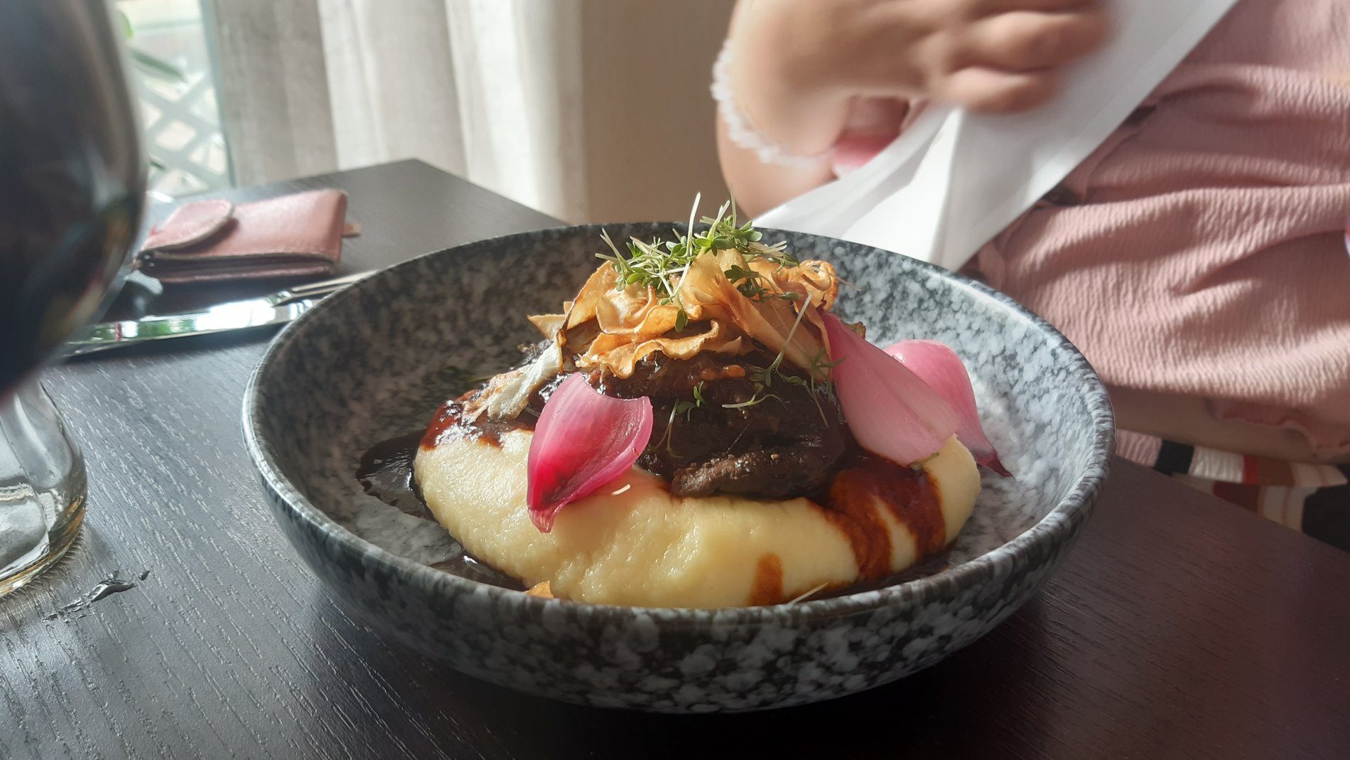 🍽️ Dining