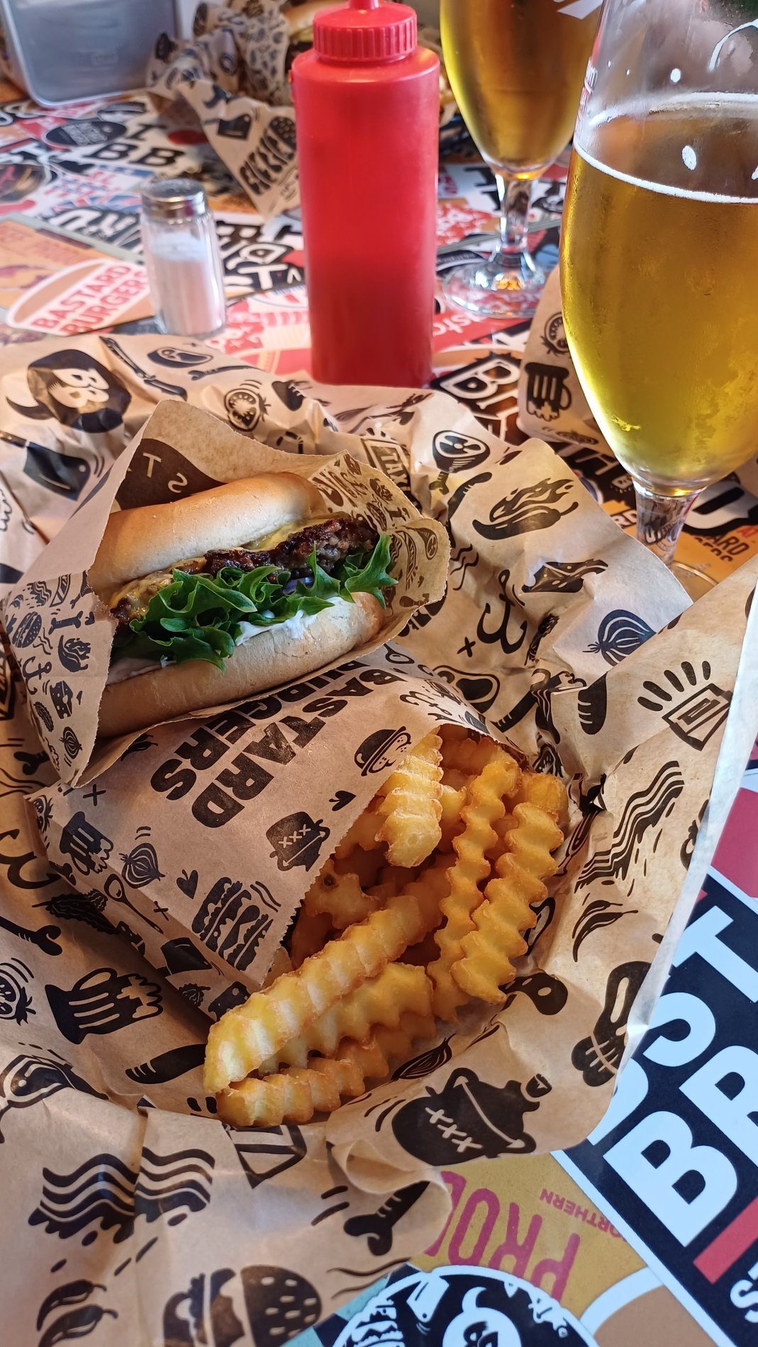 🍽️ Dining