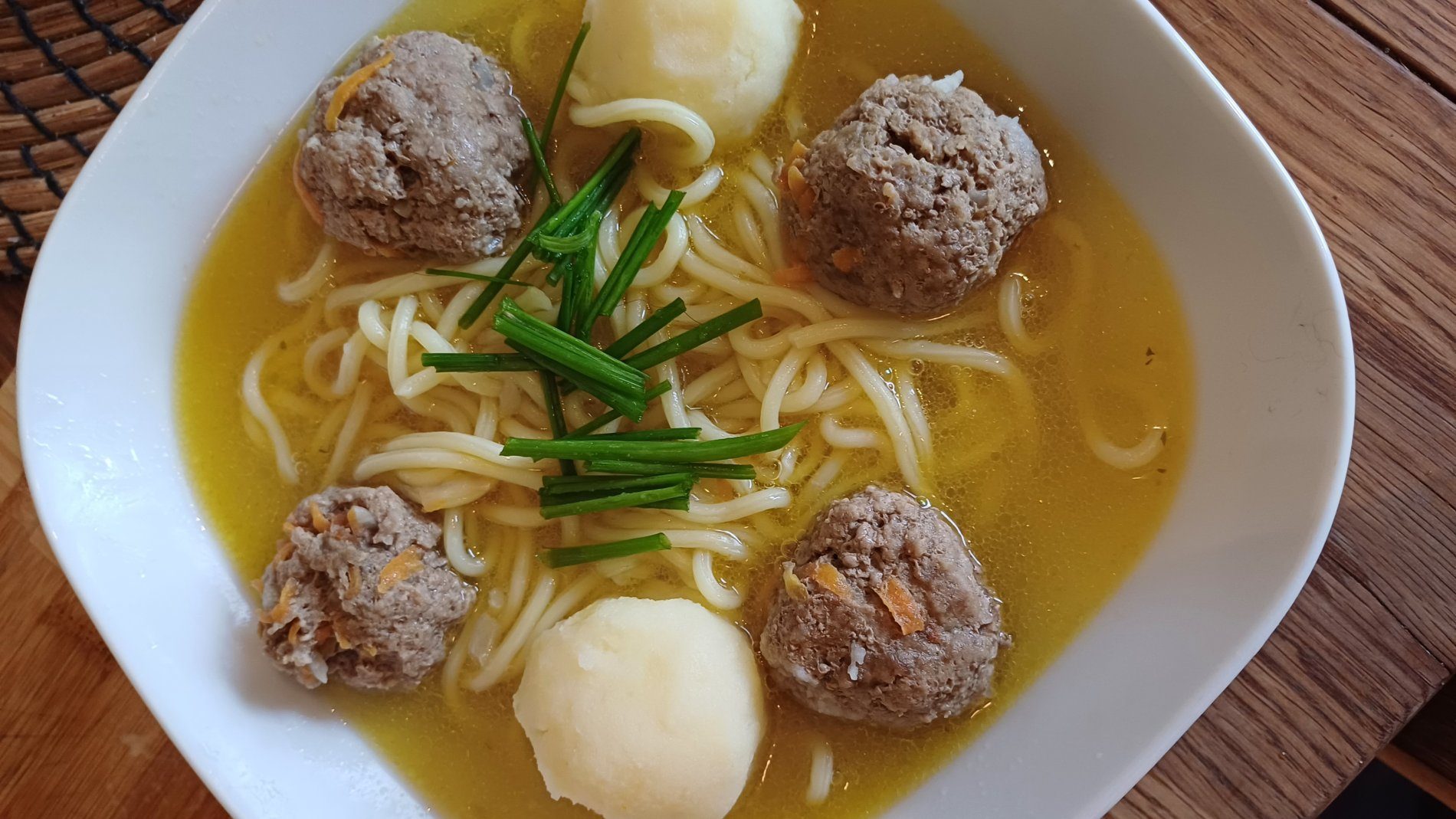 🍽️ Dining