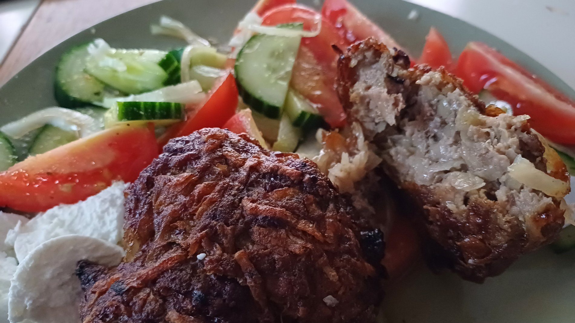 🍽️ Dining